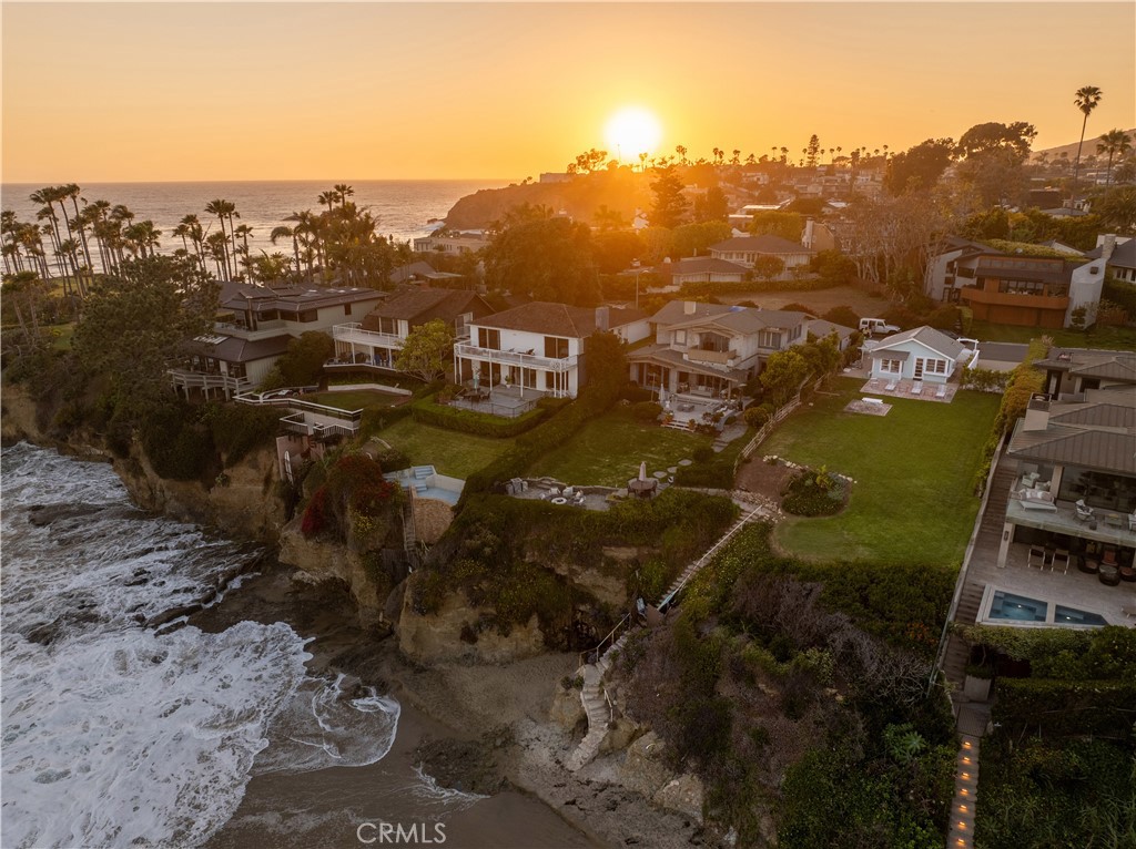 1041 Marine Drive, Laguna Beach CA 92651 - photo 18