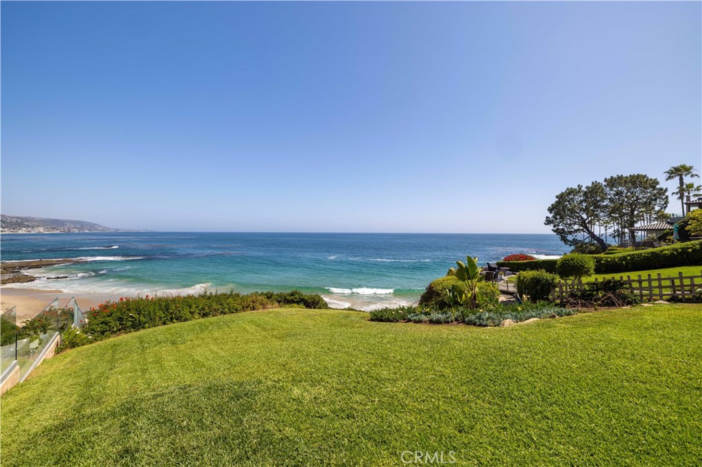 1041 Marine Drive, Laguna Beach CA 92651 - photo 21
