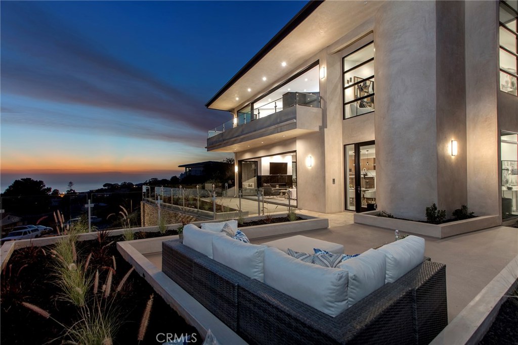 1044 Flamingo Road, Laguna Beach CA 92651 - photo 1