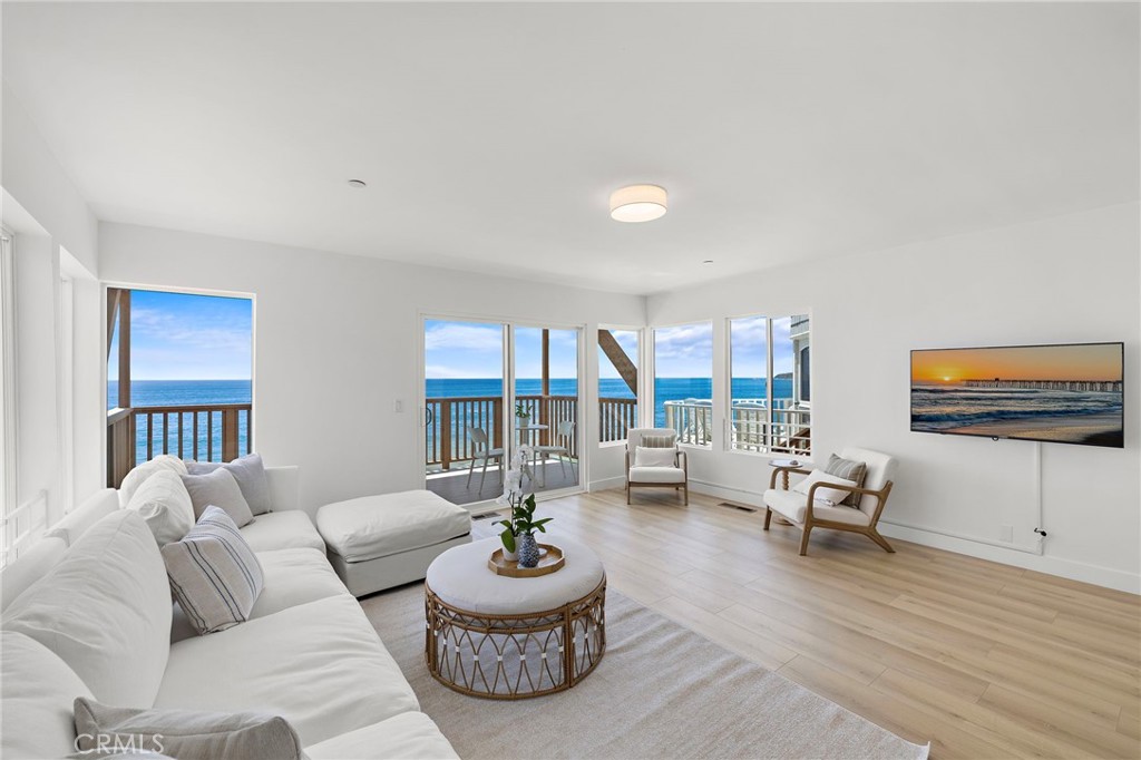 1045 Gaviota Drive B, Laguna Beach CA 92651 - photo 6