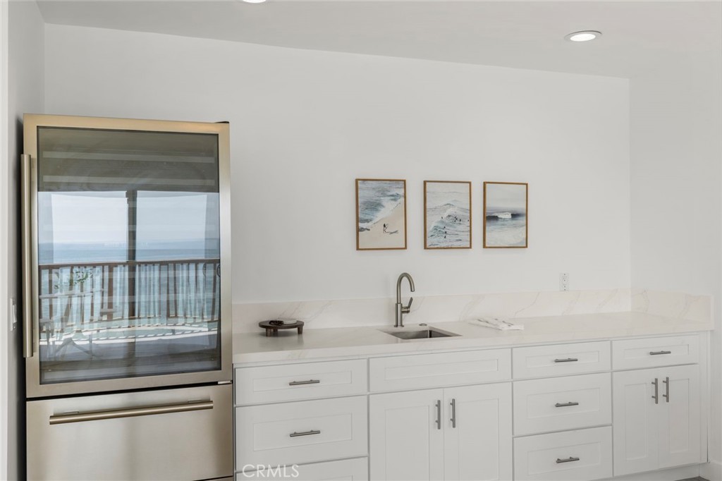 1045 Gaviota Drive B, Laguna Beach CA 92651 - photo 8