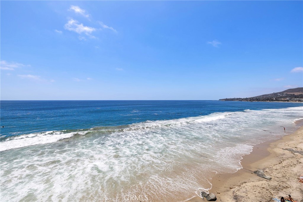 1045 Gaviota Drive B, Laguna Beach CA 92651 - photo 45