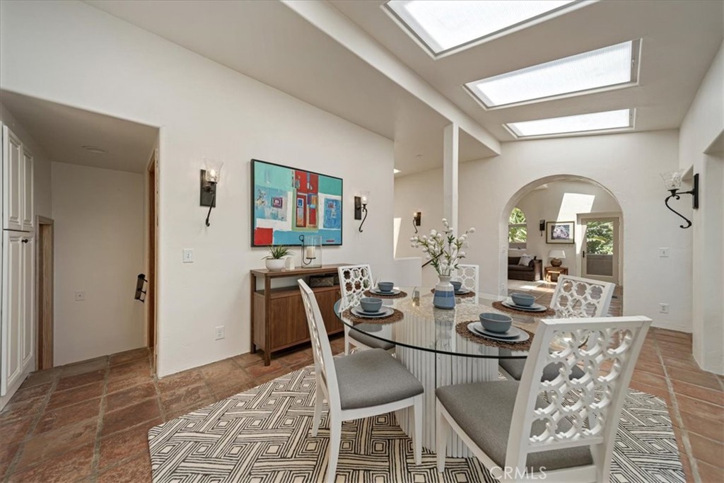 1046 Oro, Laguna Beach CA 92651 - photo 18