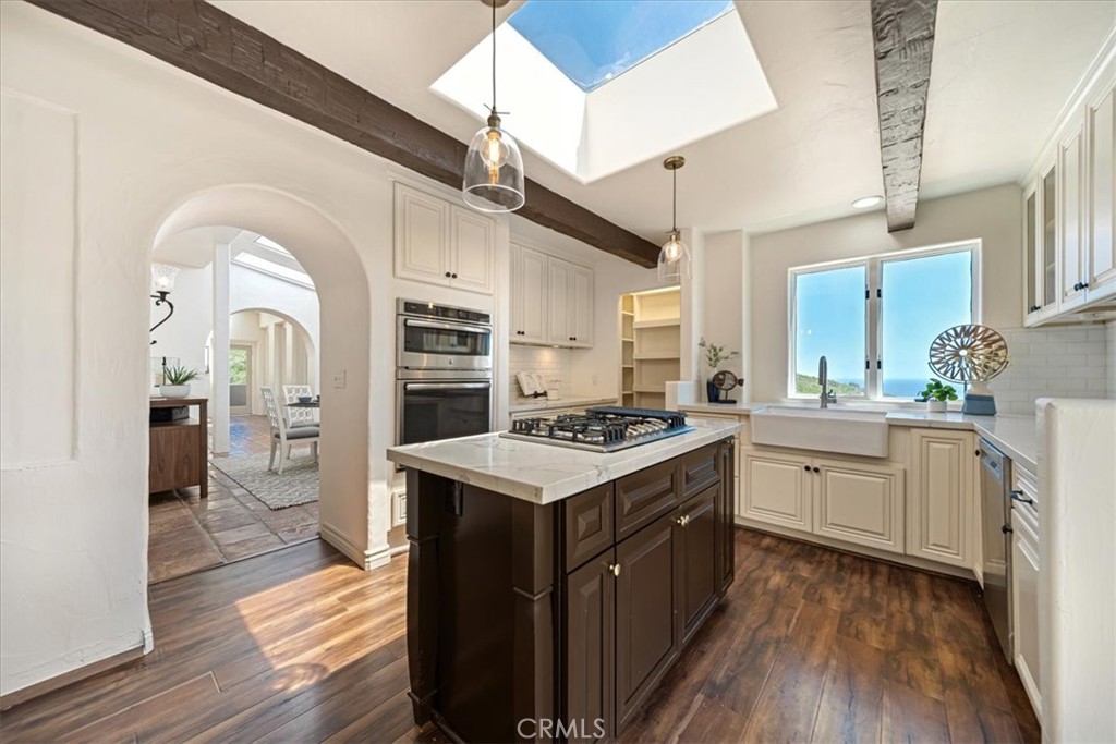 1046 Oro, Laguna Beach CA 92651 - photo 23