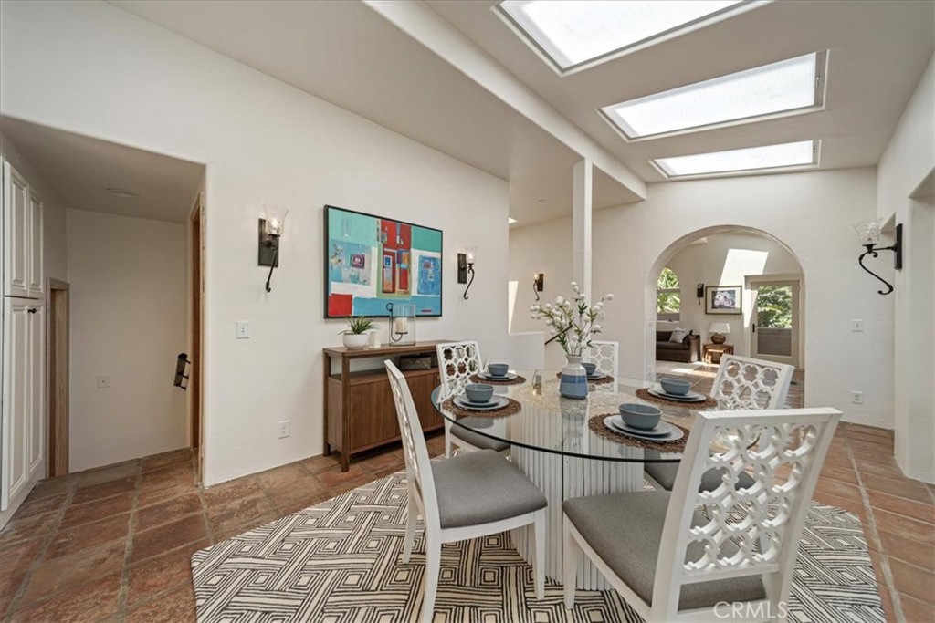 1046 Oro, Laguna Beach CA 92651 - photo 18