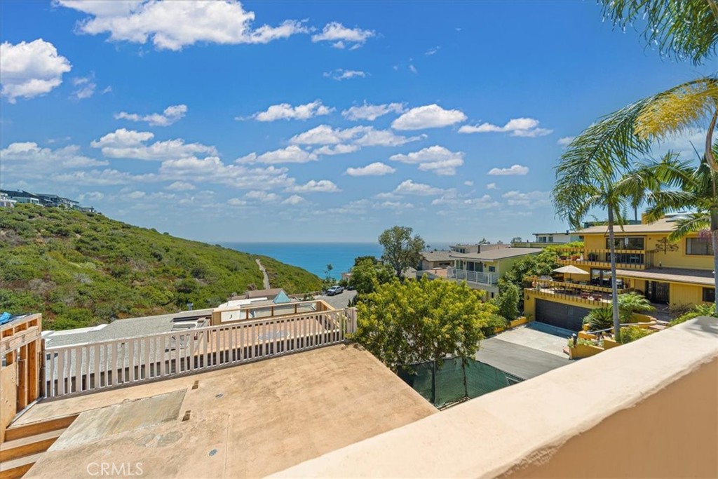 1046 Oro, Laguna Beach CA 92651 - photo 25