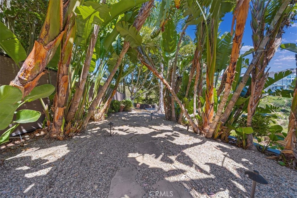 1046 Oro, Laguna Beach CA 92651 - photo 37