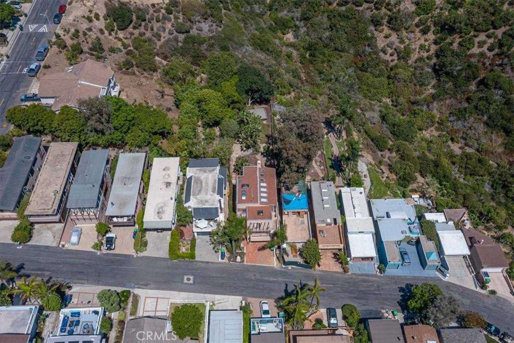 1046 Oro, Laguna Beach CA 92651 - photo 50
