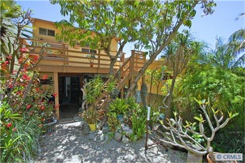 back yard and back of house - 1047 ORO Street, Laguna Beach CA 92651 - photo 1