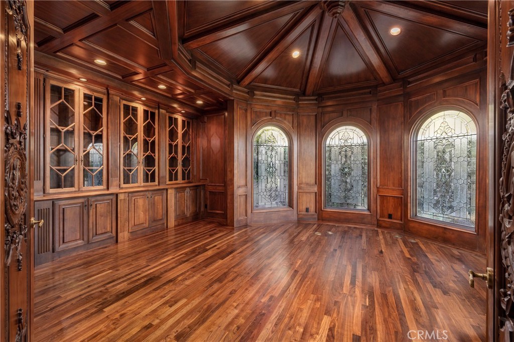 105 Irvine Cove Court, Laguna Beach CA 92651 - photo 4