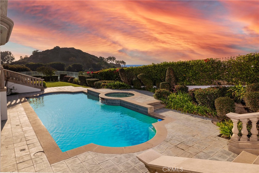 105 Irvine Cove Court, Laguna Beach CA 92651 - photo 10