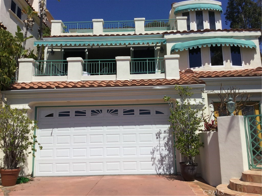 1050 Skyline Drive, Laguna Beach CA 92651 - photo 1