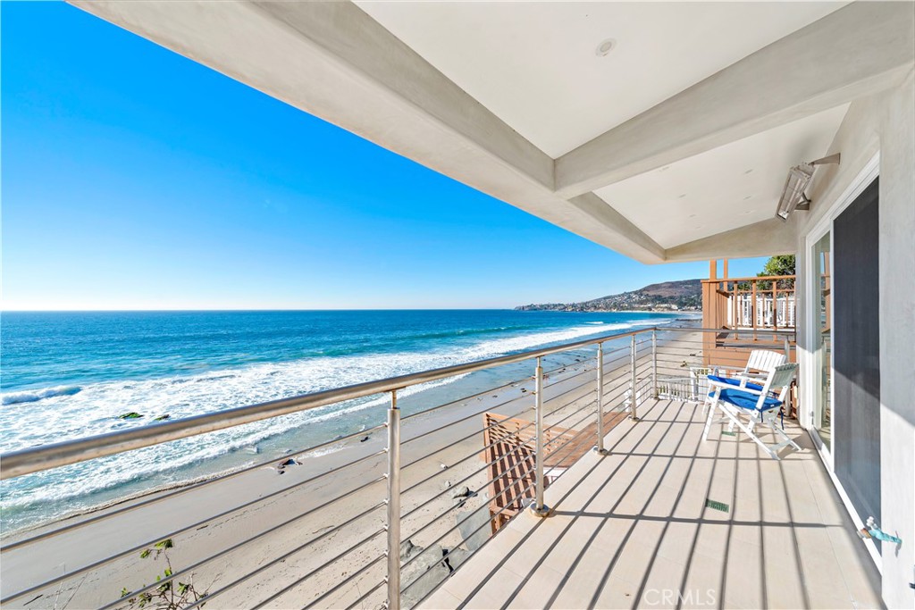 1051 Gaviota Drive, Laguna Beach CA 92651 - photo 1