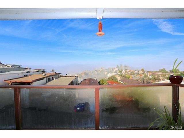 1052 Santa Ana Street, Laguna Beach CA 92651 - photo 1