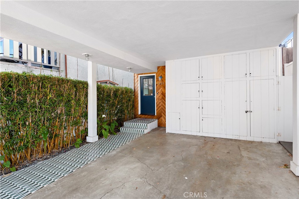 1053 Oro Street, Laguna Beach CA 92651 - photo 18