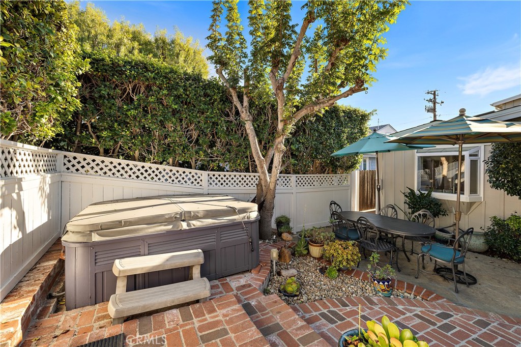 1055 Catalina, Laguna Beach CA 92651 - photo 6