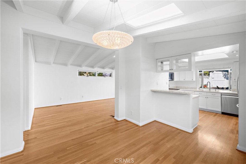 1055 Catalina, Laguna Beach CA 92651 - photo 12