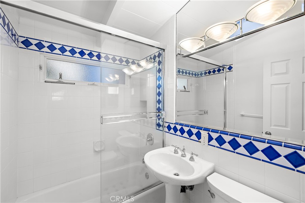 Downstairs bath - 1055 Catalina, Laguna Beach CA 92651 - photo 16