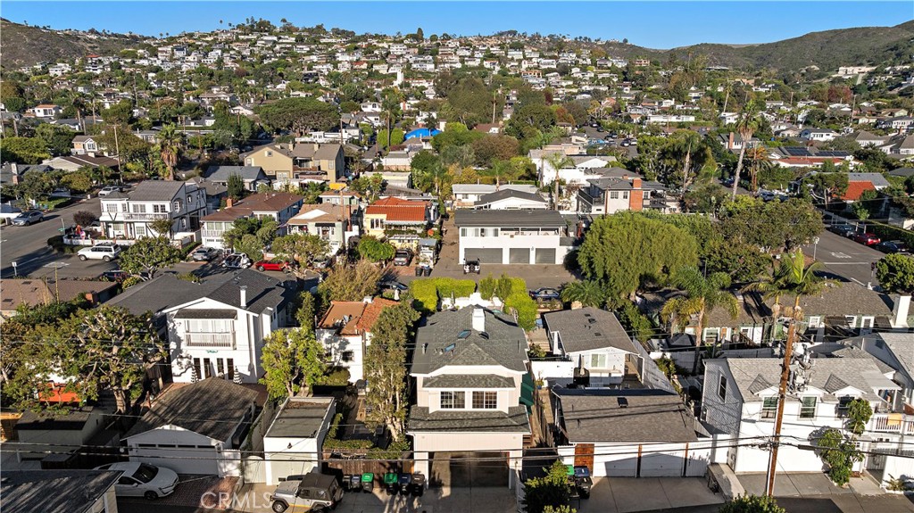 1055 Catalina, Laguna Beach CA 92651 - photo 27