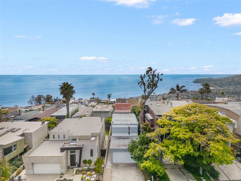 Driveway has been redone since these photos were taken - 1059 Miramar Street, Laguna Beach CA 92651 - photo 1