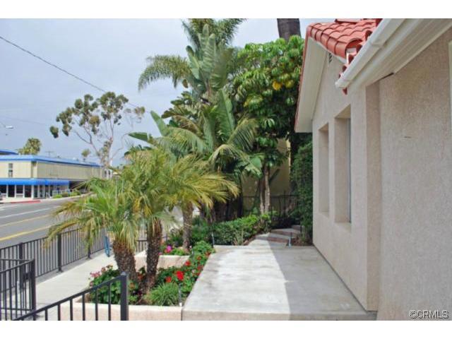 1060 N Coast front, Laguna Beach CA 92651 - photo 1