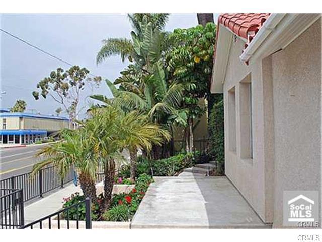 1060 N Coast upper, Laguna Beach CA 92651 - photo 1
