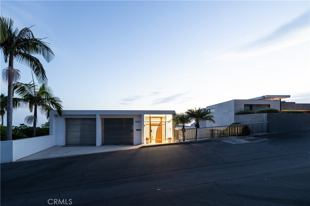 1061 Skyline, Laguna Beach CA 92651 - photo 3