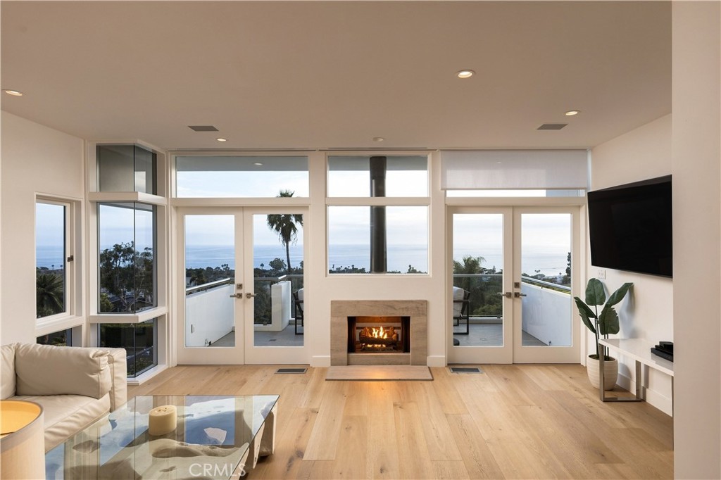 1061 Skyline, Laguna Beach CA 92651 - photo 6