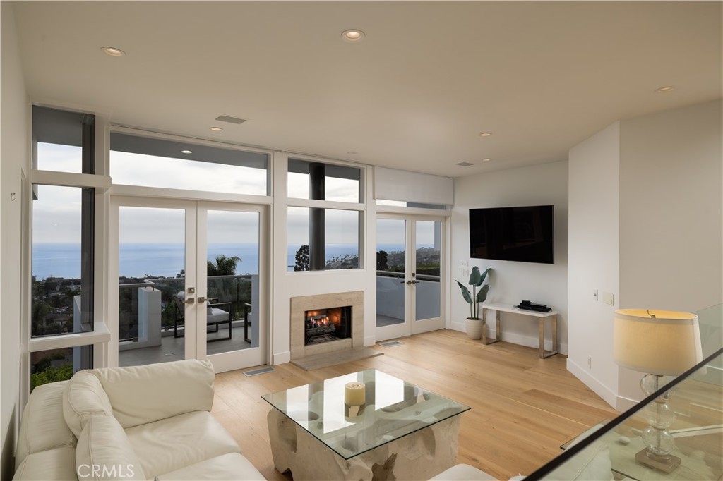 1061 Skyline, Laguna Beach CA 92651 - photo 6