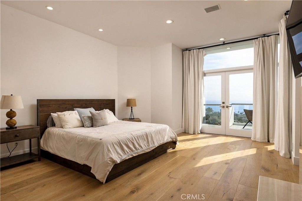 1061 Skyline, Laguna Beach CA 92651 - photo 18