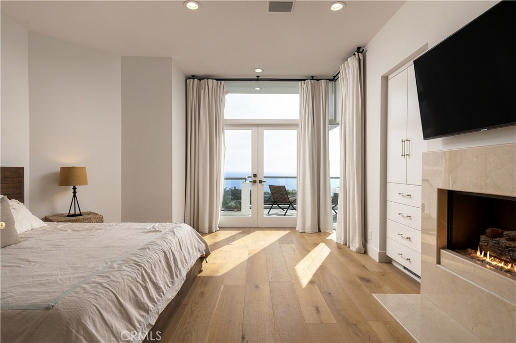 1061 Skyline, Laguna Beach CA 92651 - photo 20