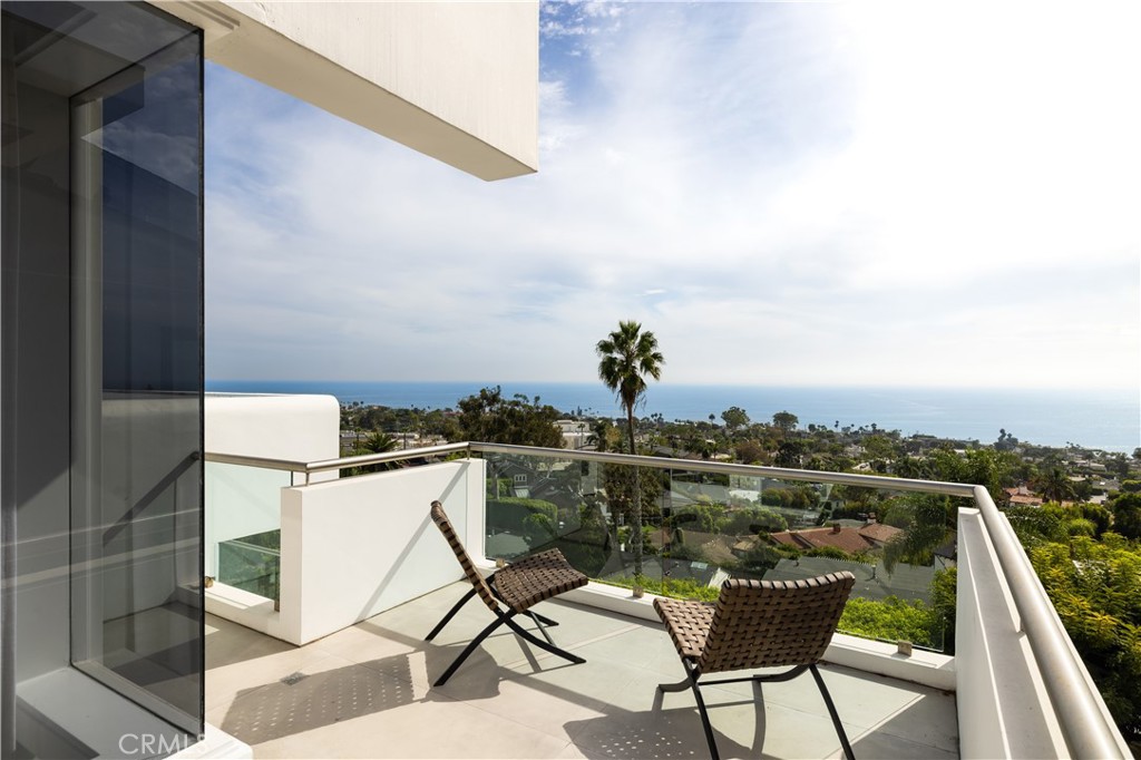 1061 Skyline, Laguna Beach CA 92651 - photo 26
