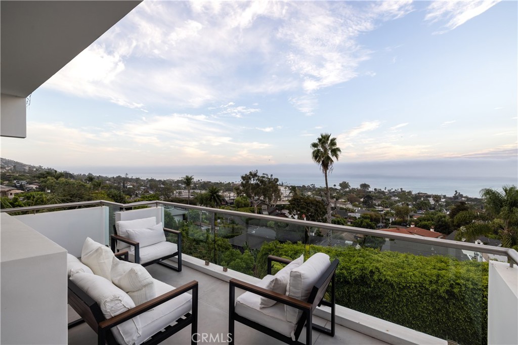 1061 Skyline, Laguna Beach CA 92651 - photo 37