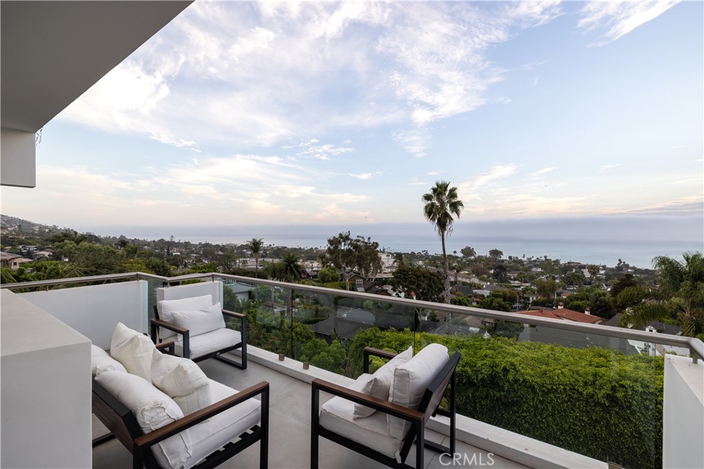 1061 Skyline, Laguna Beach CA 92651 - photo 37