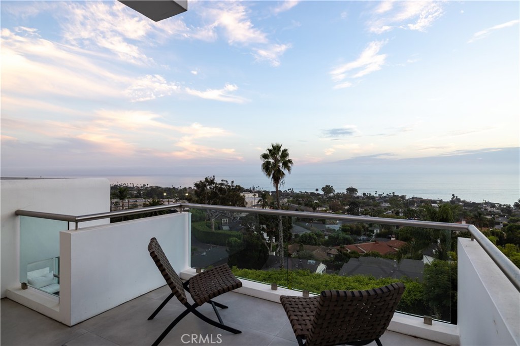 1061 Skyline, Laguna Beach CA 92651 - photo 40