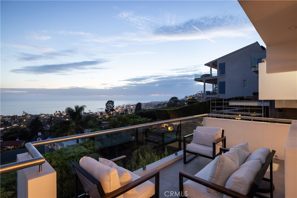 1061 Skyline, Laguna Beach CA 92651 - photo 49