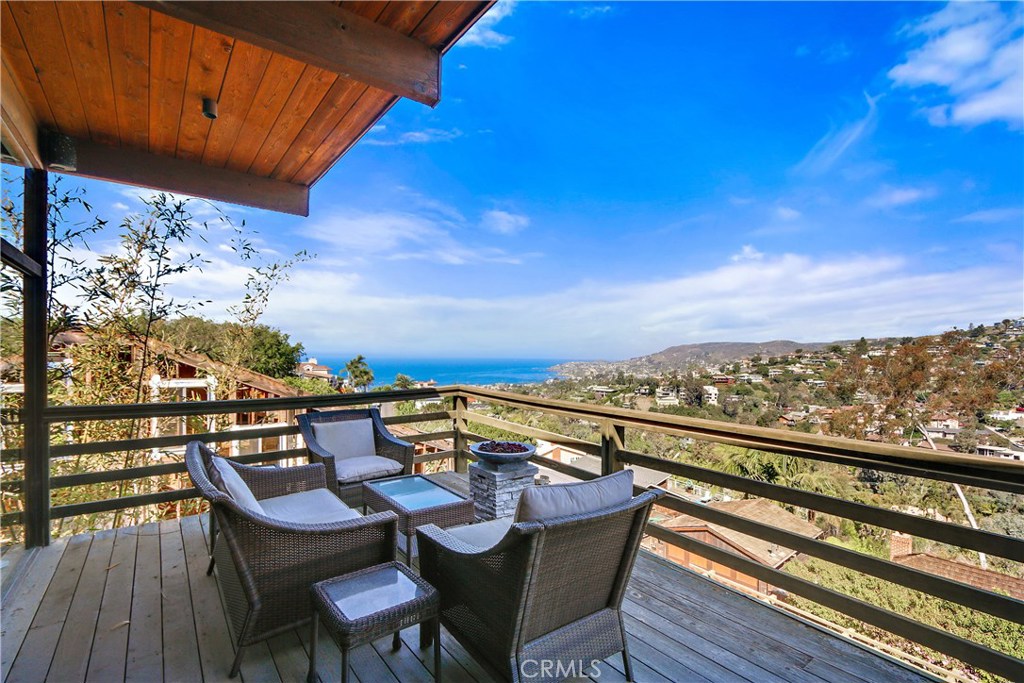 1063 Van Dyke Drive, Laguna Beach CA 92651 - photo 1