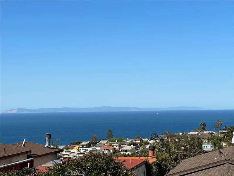 1064 Santa Ana, Laguna Beach, CA 92651
