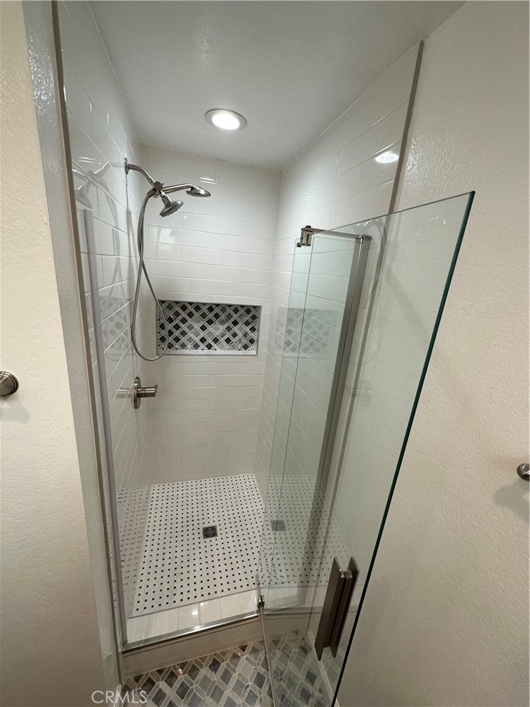 Mian level bath with glass enclosure looks new! - 1064 Santa Ana, Laguna Beach CA 92651 - photo 12