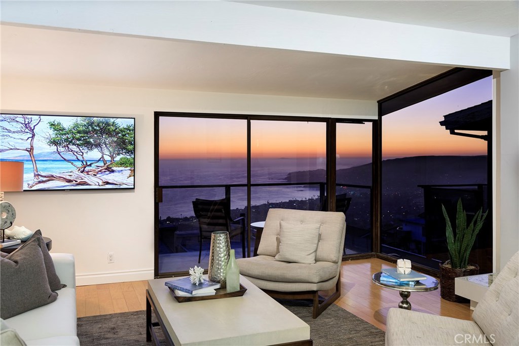 1065 Katella Street, Laguna Beach CA 92651 - photo 1