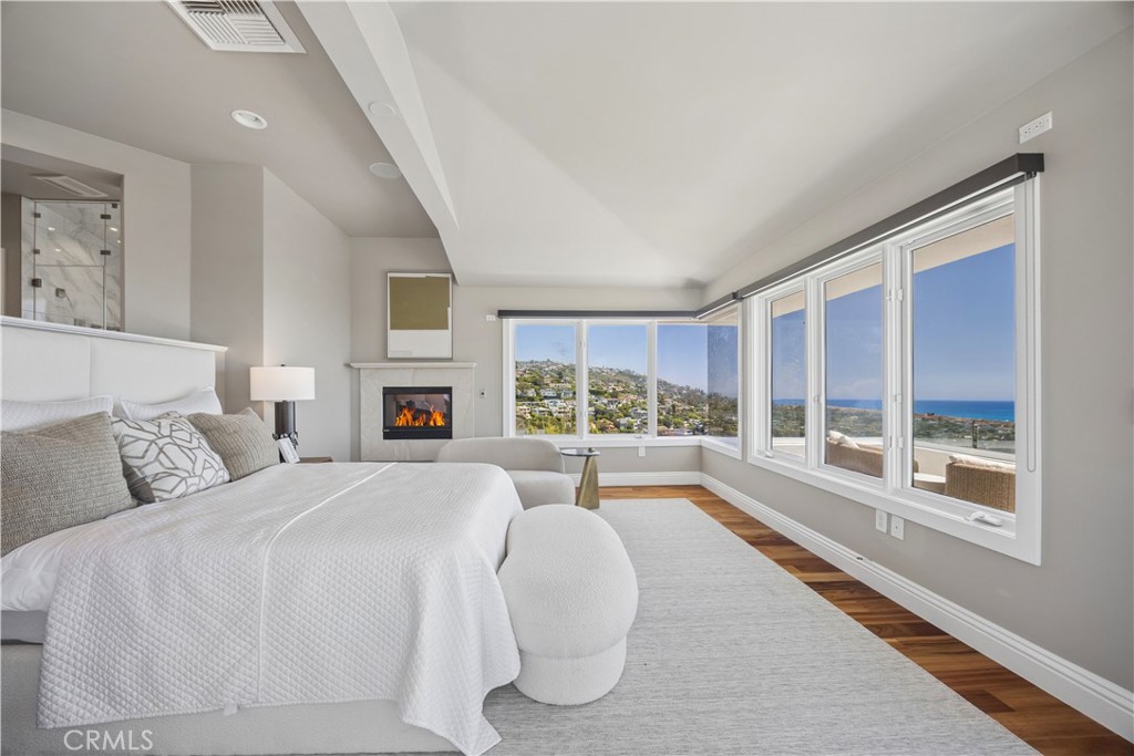 1076 Skyline Drive, Laguna Beach CA 92651 - photo 45