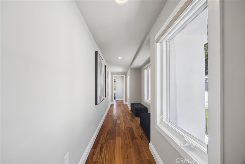 1076 Skyline Drive, Laguna Beach CA 92651 - photo 54