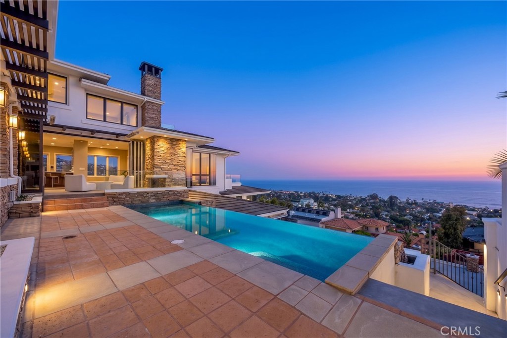 1076 Skyline Drive, Laguna Beach CA 92651 - photo 61