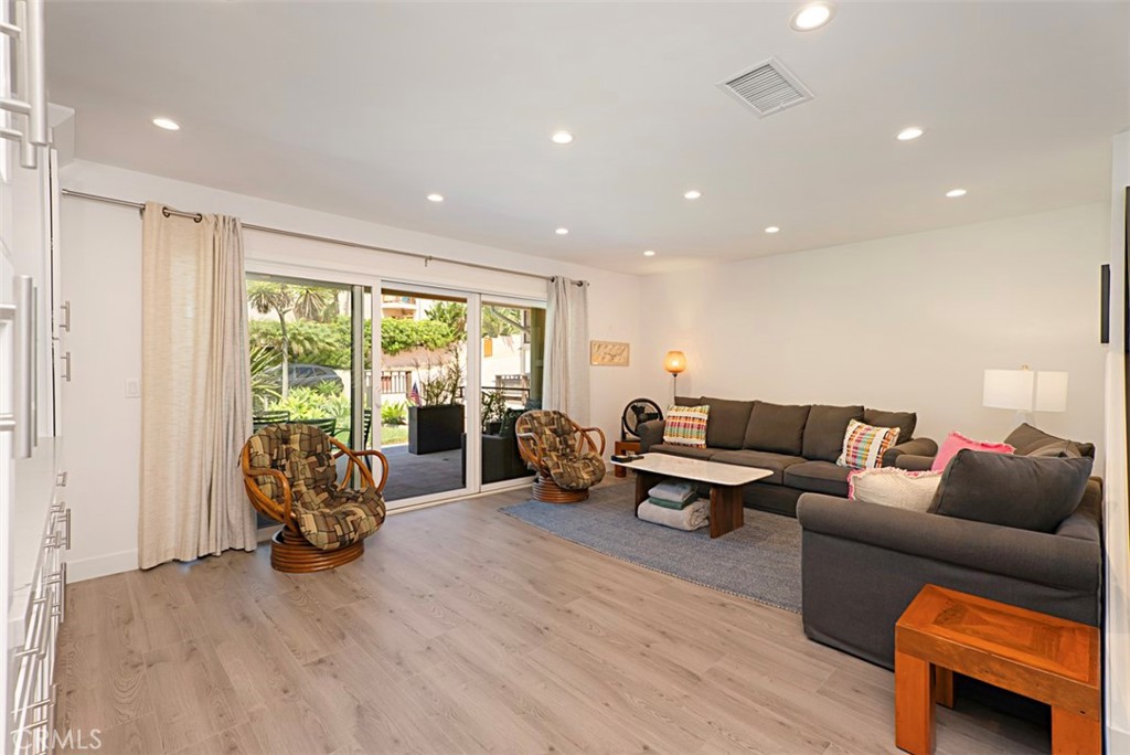 108 Blue Lagoon, Laguna Beach CA 92651 - photo 4