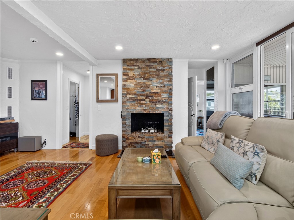View of the Living room with Fireplace - 1080 Noria, Laguna Beach CA 92651 - photo 6