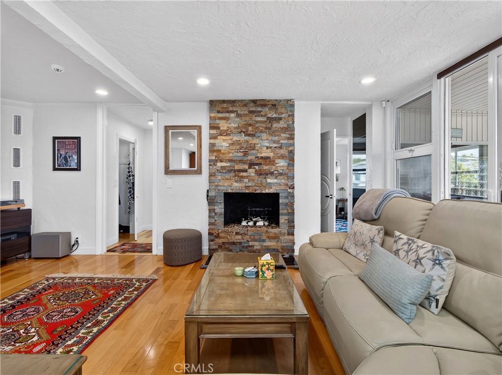 View of the Living room with Fireplace - 1080 Noria, Laguna Beach CA 92651 - photo 6