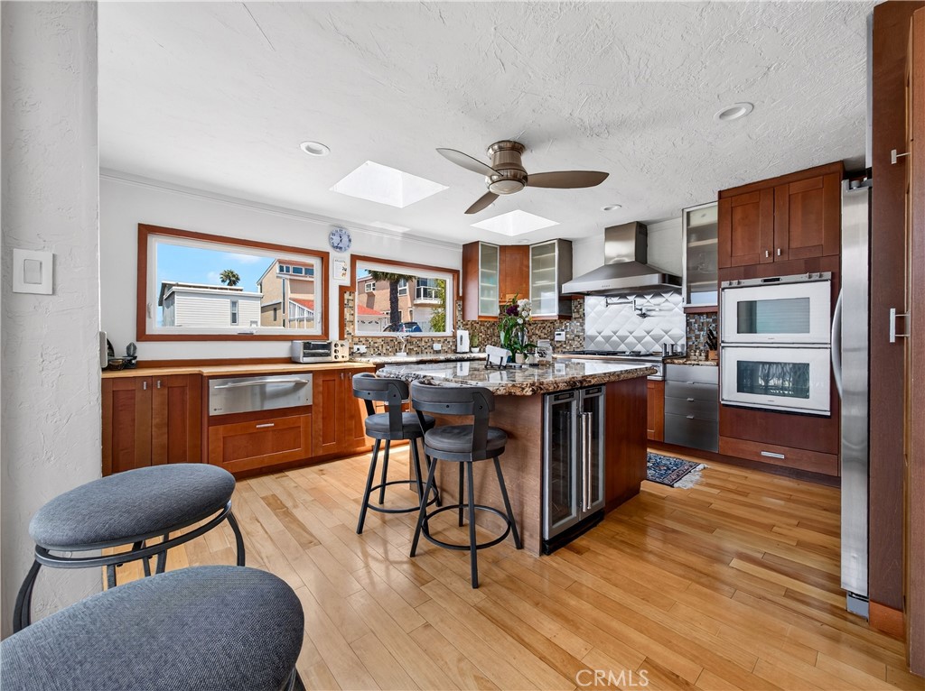 Beautiful Open Kitchen - 1080 Noria, Laguna Beach CA 92651 - photo 19