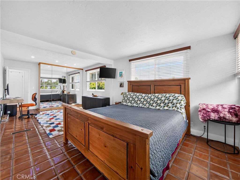 1080 Noria, Laguna Beach CA 92651 - photo 21