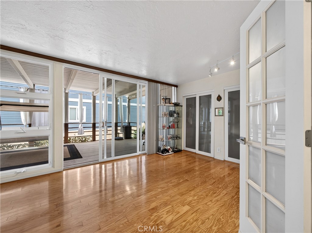 1080 Noria, Laguna Beach CA 92651 - photo 32