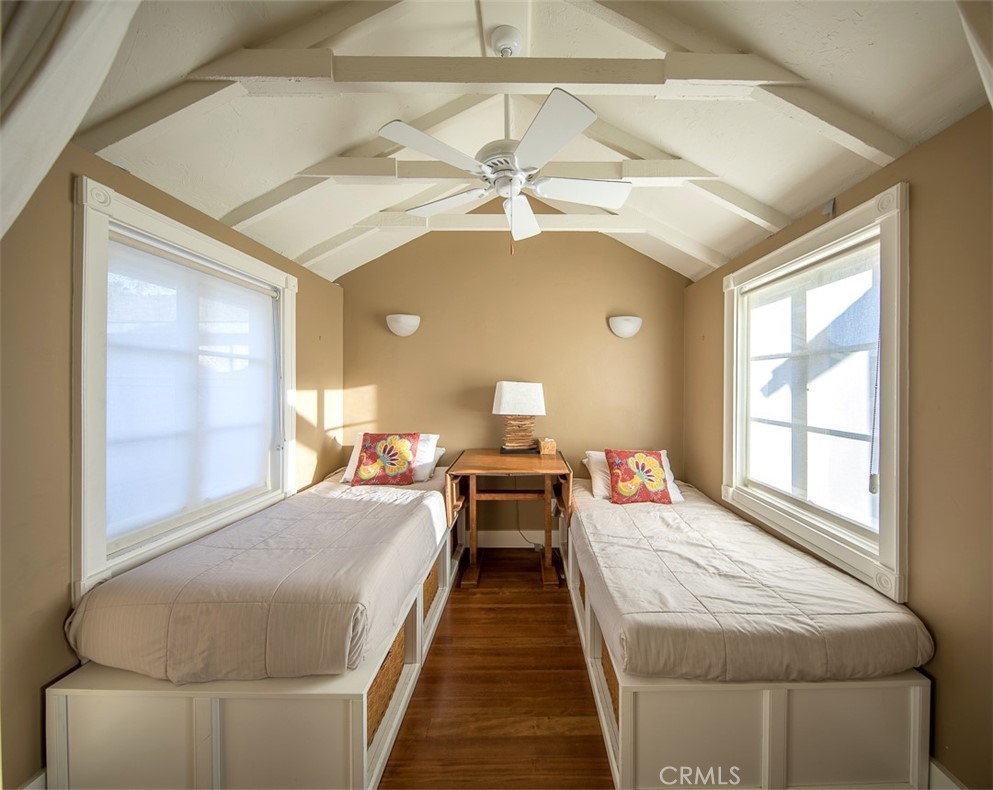 Bedroom 2 - 2 Twin Beds - 1086 Glenneyre Street, Laguna Beach CA 92651 - photo 31